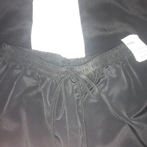 Black dress pants. Size L